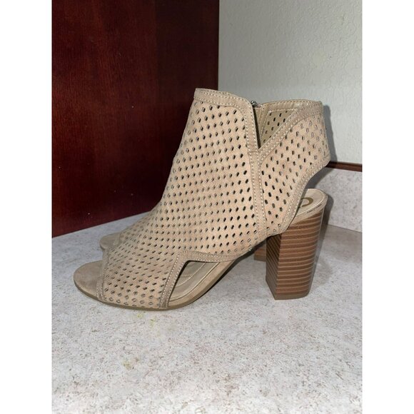 Circus By Sam Edelman Perforated Beige Open-Toe Block Heel Sandals Size 9.5M - Picture 2 of 9